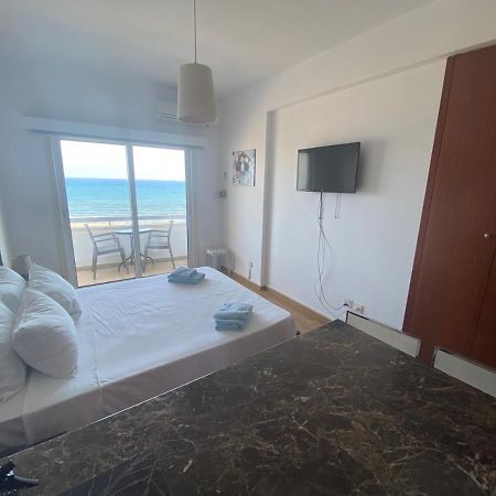 Alex Beach Apartment 33 Larnaca Eksteriør billede