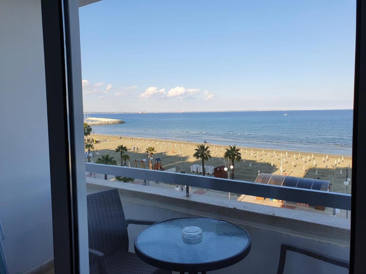 Alex Beach Apartment 33 Larnaca Eksteriør billede