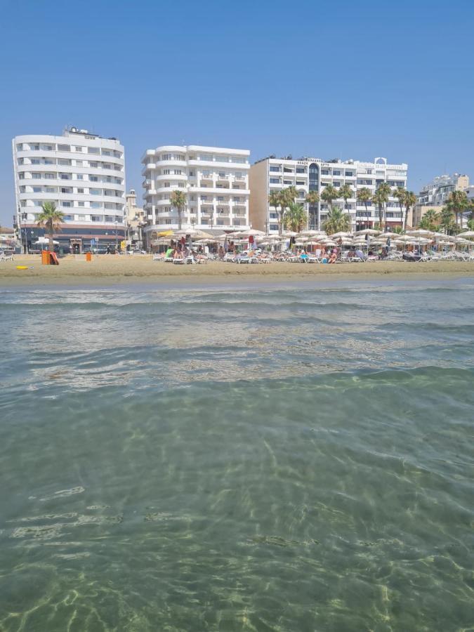 Alex Beach Apartment 33 Larnaca Eksteriør billede