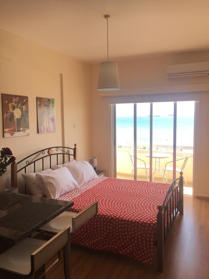 Alex Beach Apartment 33 Larnaca Eksteriør billede