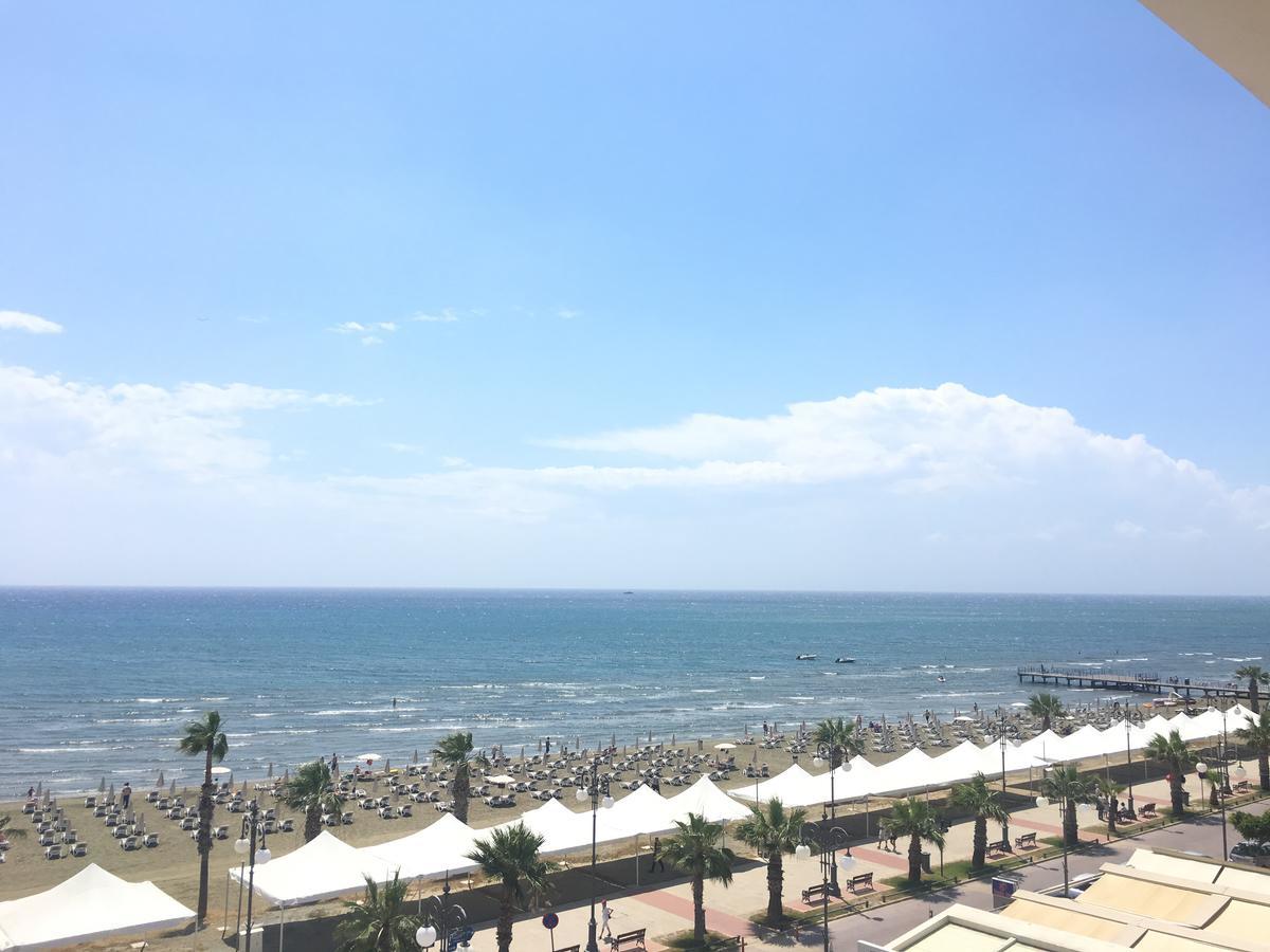 Alex Beach Apartment 33 Larnaca Eksteriør billede