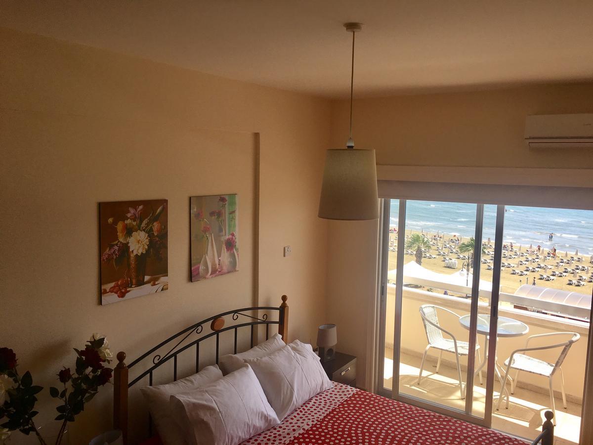 Alex Beach Apartment 33 Larnaca Eksteriør billede