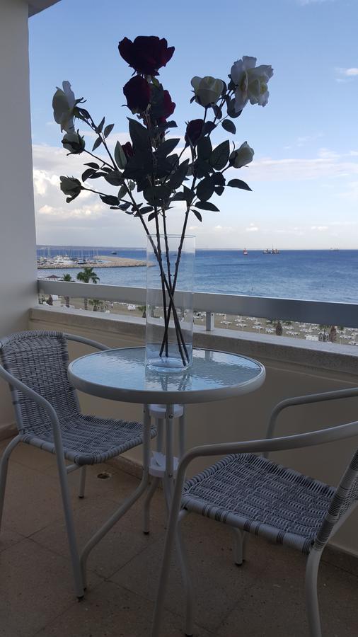 Alex Beach Apartment 33 Larnaca Eksteriør billede