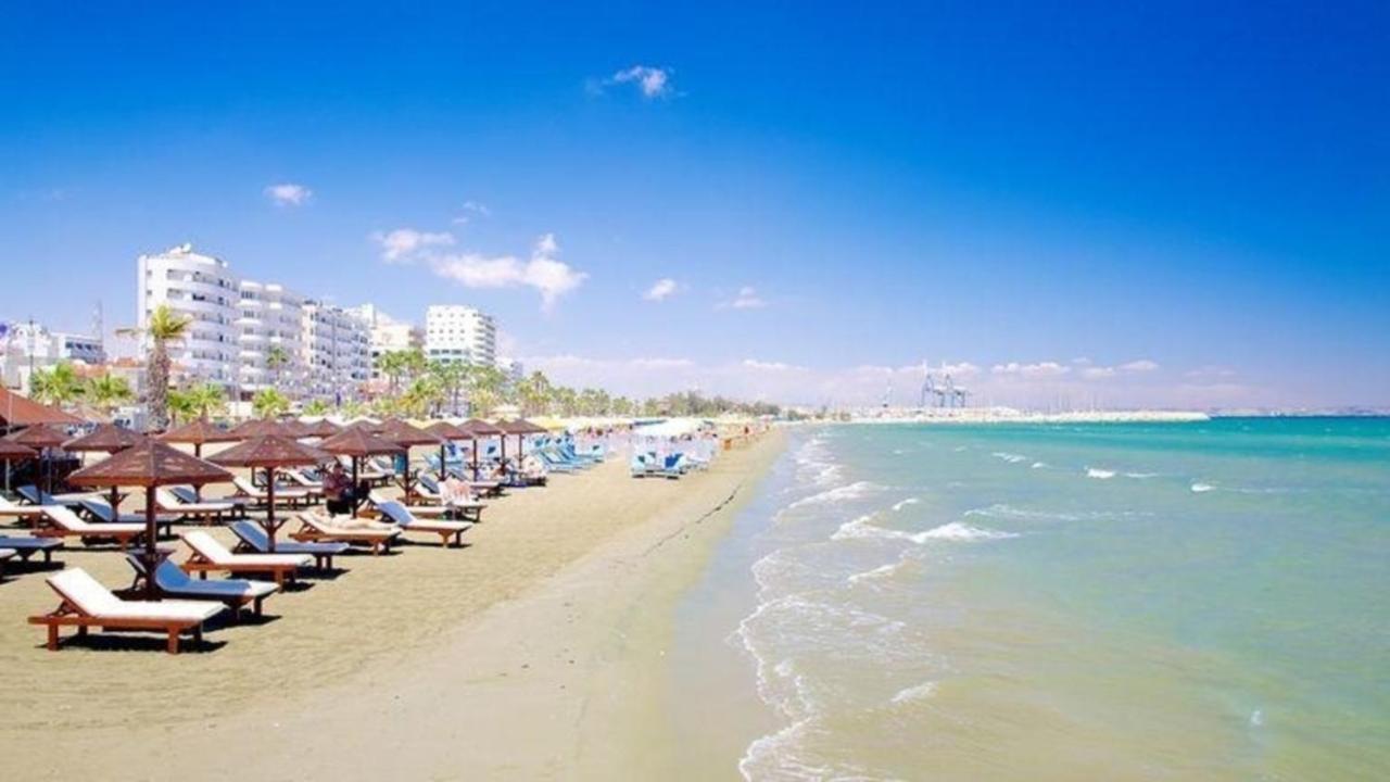 Alex Beach Apartment 33 Larnaca Eksteriør billede